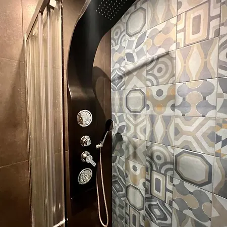 5 Stelle Chic Lägenhet Turin